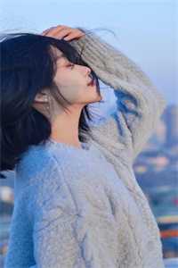 穿书后，她在冷情大疯批心头蹦迪的小说