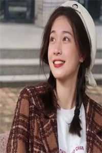 热门作品社死后反成万人迷，帅哥皆是裙下臣