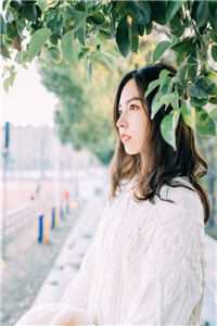 一睁眼，疯批王爷总对我投怀送抱浏览