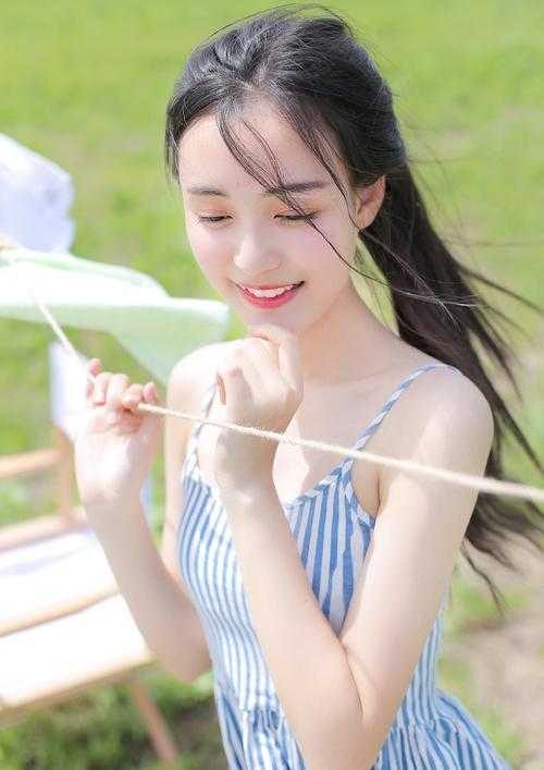 一睁眼，疯批王爷总对我投怀送抱全文免费