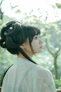 女总裁将五百万奖金颁给实习生后，我直接让公司破产全文无删减