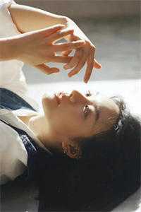 开局背债？我在年代文里自救成赢家无广告