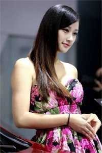 女总裁将五百万奖金颁给实习生后，我直接让公司破产大结局