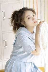 她曾把光藏入怀笔趣阁