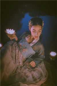 我喊了一句疼后，爸爸妈妈都不爱我了在线看