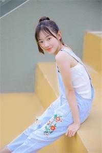 抄诗被发现？他来替我解围火爆小说