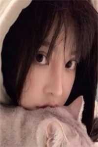 未婚妻让学弟白住我别墅，我让她全家破产完结txt