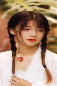 校花偷我黑卡请全班买labubu，我杀疯了异常火爆