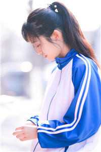 聚会上被亲戚嘲笑没出息，我一句话让她们后悔莫及章节