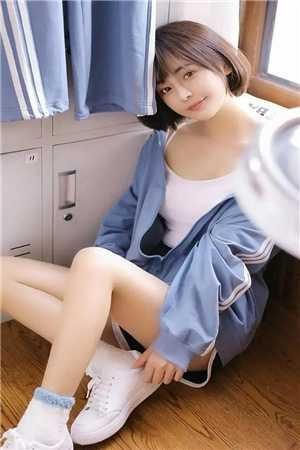 四个师兄不靠谱，师妹行走靠自己在线看