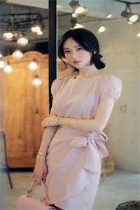 聚会上被亲戚嘲笑没出息，我一句话让她们后悔莫及优质全文阅读