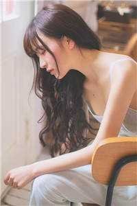 当假千金试图对付泥潭里爬出来的真千金全文