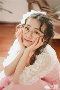 拳打穿书女，老奶吃香喝辣带飞全家完整版