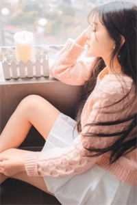 贵女靠摆烂躺赢，重生女破防了爆火全网